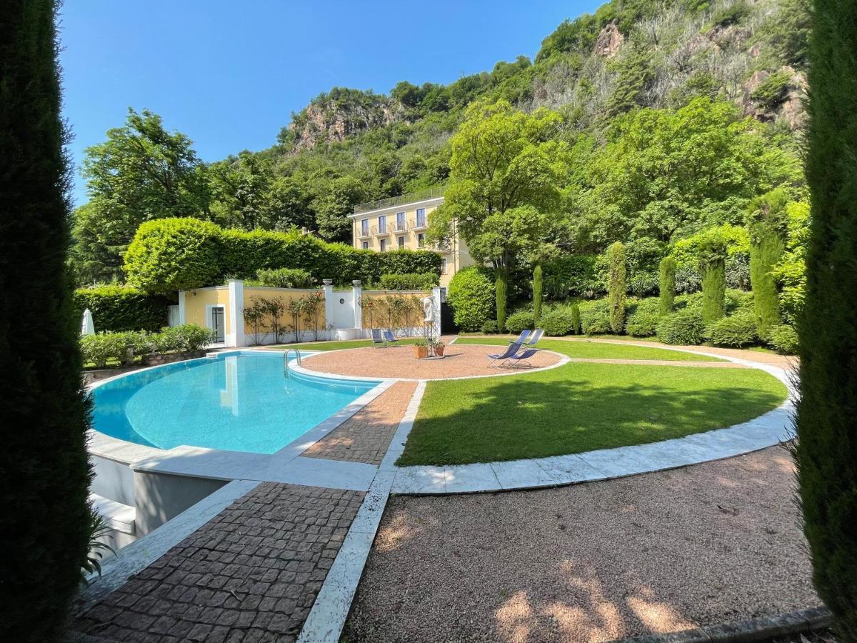 Ville Lago Lugano Porto Ceresio Buitenkant foto