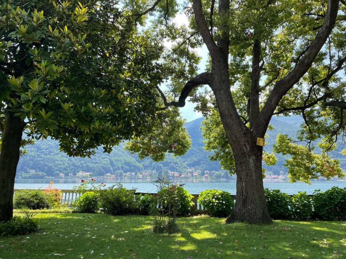 Ville Lago Lugano Porto Ceresio Buitenkant foto