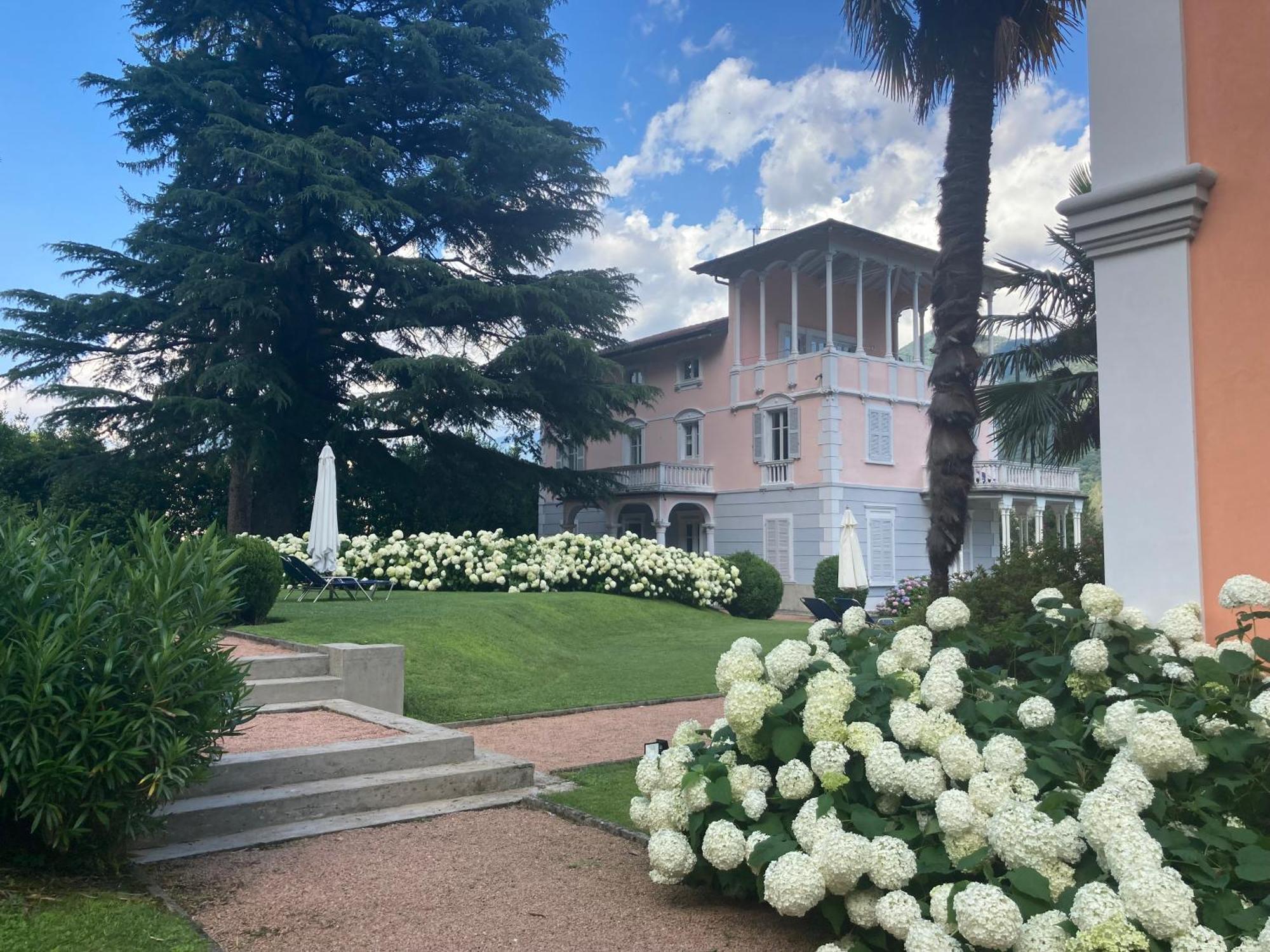 Ville Lago Lugano Porto Ceresio Buitenkant foto