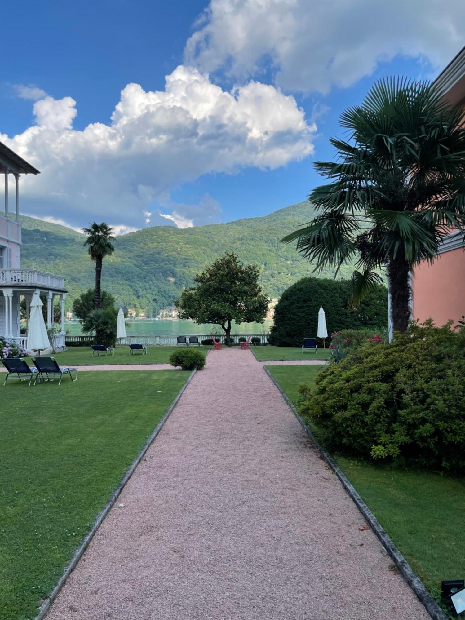 Ville Lago Lugano Porto Ceresio Buitenkant foto
